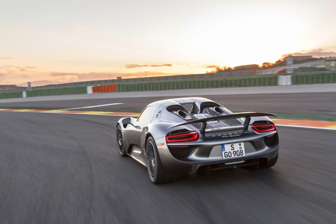 ポルシェ 918 スパイダー
