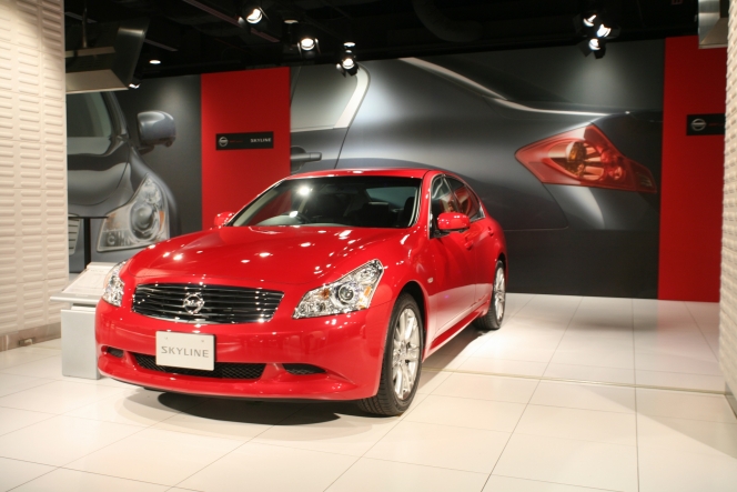 スカイラインを中古で買うなら、V36型がお買い得！その理由とは？