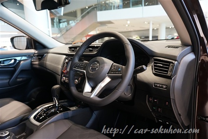 内装の違いは何？新型エクストレイルのガソリン車とハイブリッド車比較