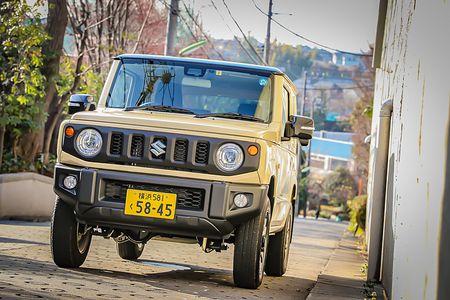 【スズキ ジムニー】装備、デザイン、乗り心地をプロたちが徹底解説！