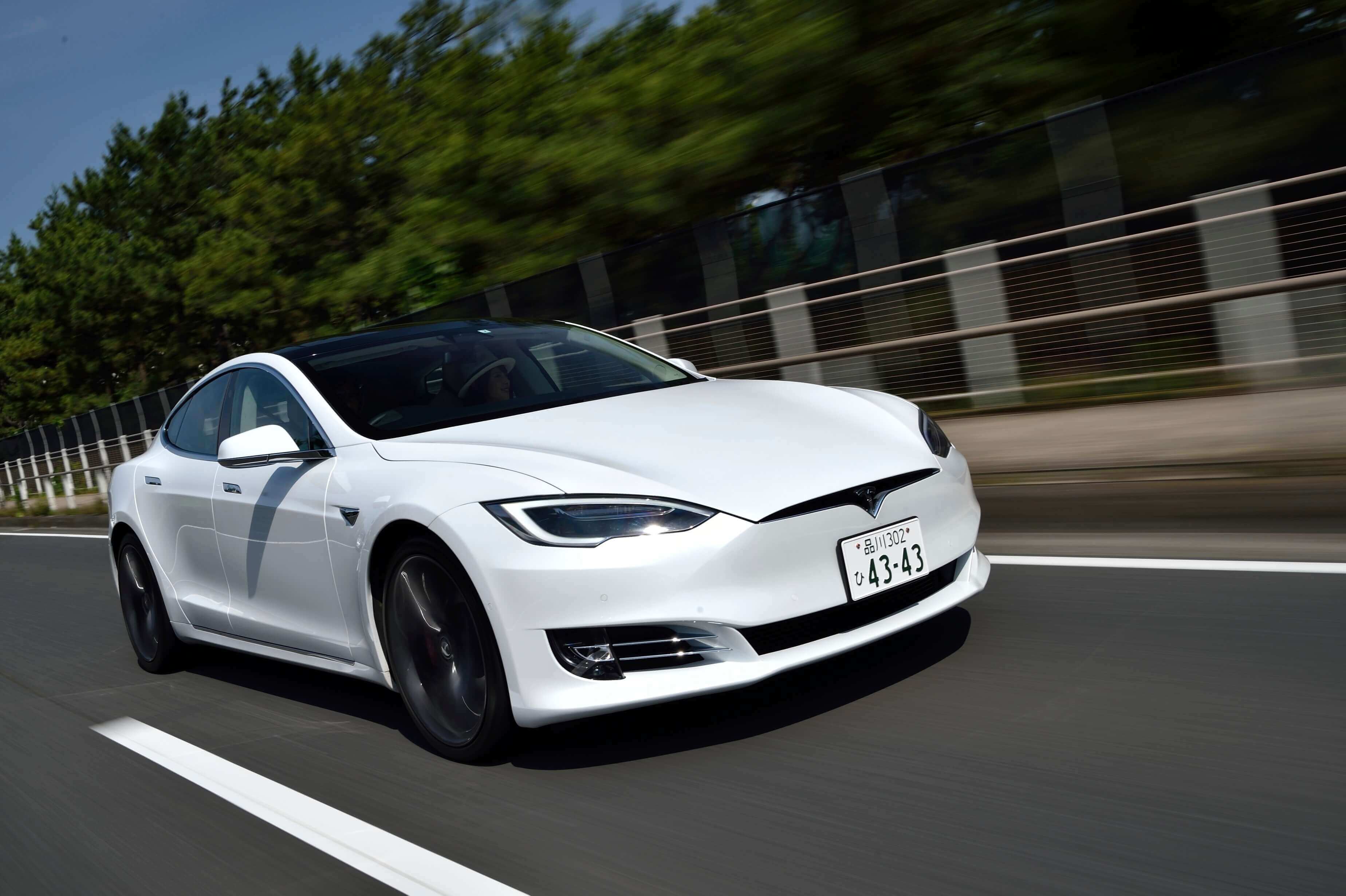 ぼくらとテスラの夏休み。