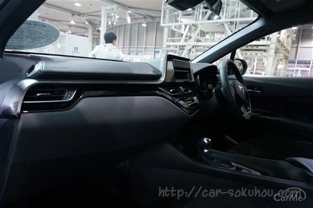 トヨタchr C Hrの試乗インプレ 前方 後方の視界性はどうだった 車ニュース 中古車情報 中古車検索なら 車選びドットコム 車選び Com
