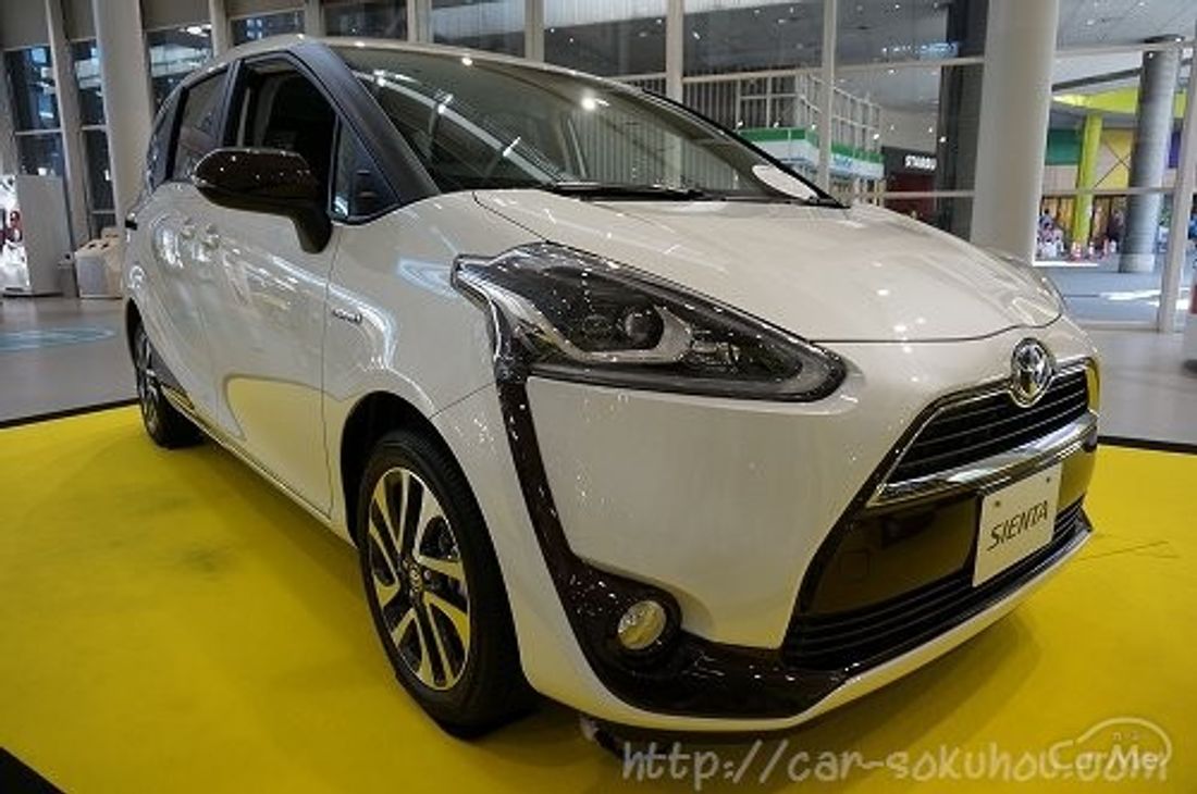 トヨタ シエンタ 2015