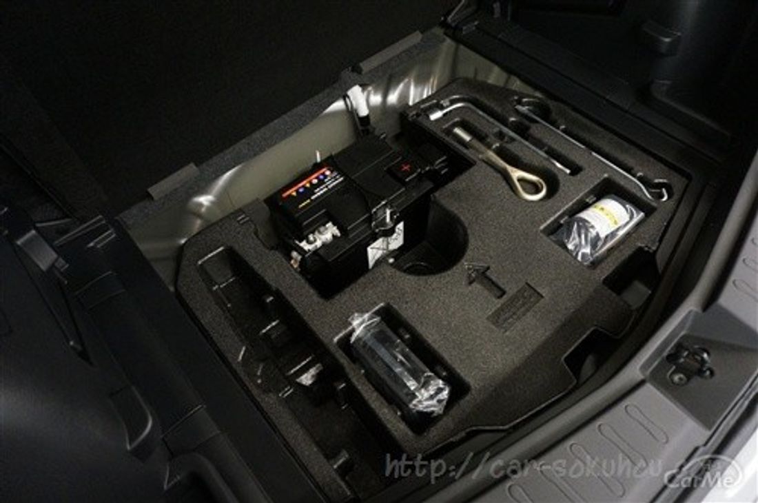 日産 ノート e-power 2016