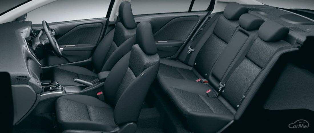 ホンダ 初代グレイス Gm4 Gm5 Gm6 Gm9型 の4つのグレードを徹底比較 おすすめはハイブリッドを搭載したグレード