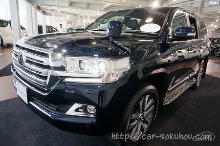 ランクル0 外装画像レビュー１ フロントマスクの4つの注目ポイント 車ニュース 中古車情報 中古車検索なら 車選びドットコム 車 選び Com