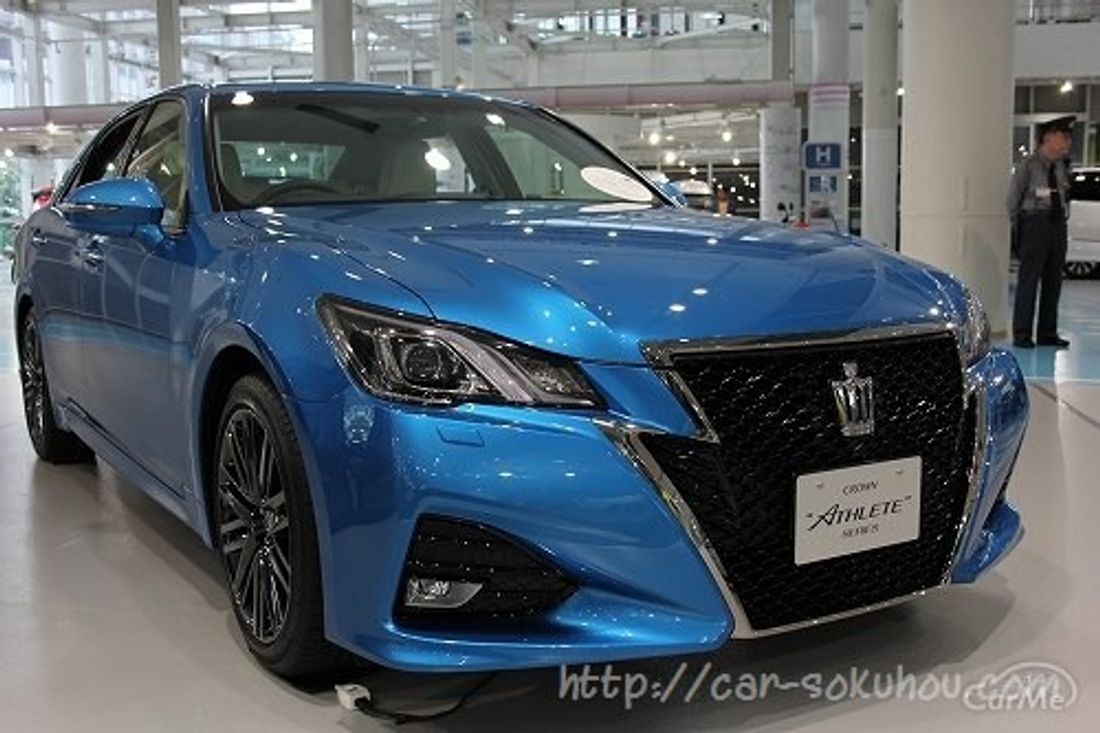 トヨタ クラウンアスリート 2015