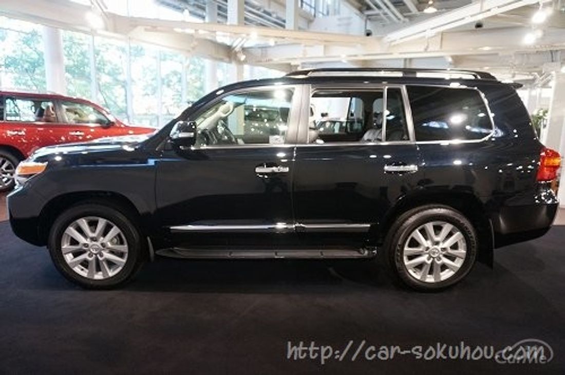 トヨタ ランドクルーザー 2015