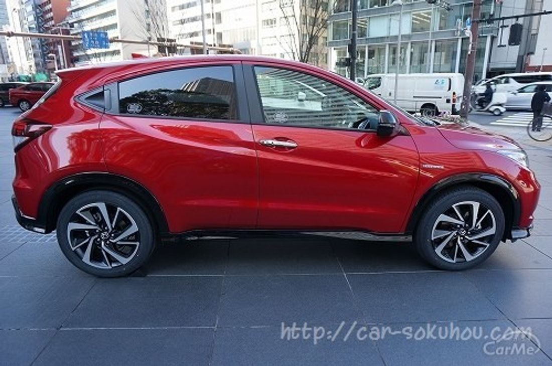 トヨタ C-HR 2017