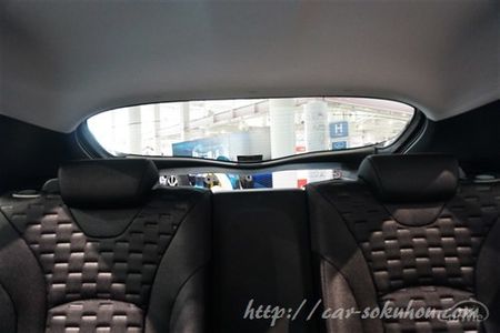 新型プリウスphvの後方視界はやっぱり悪い 実車画像で徹底チェック 車ニュース 中古車情報 中古車検索なら 車選びドットコム 車選び Com