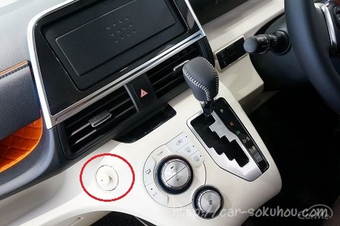 トヨタ シエンタ 2015