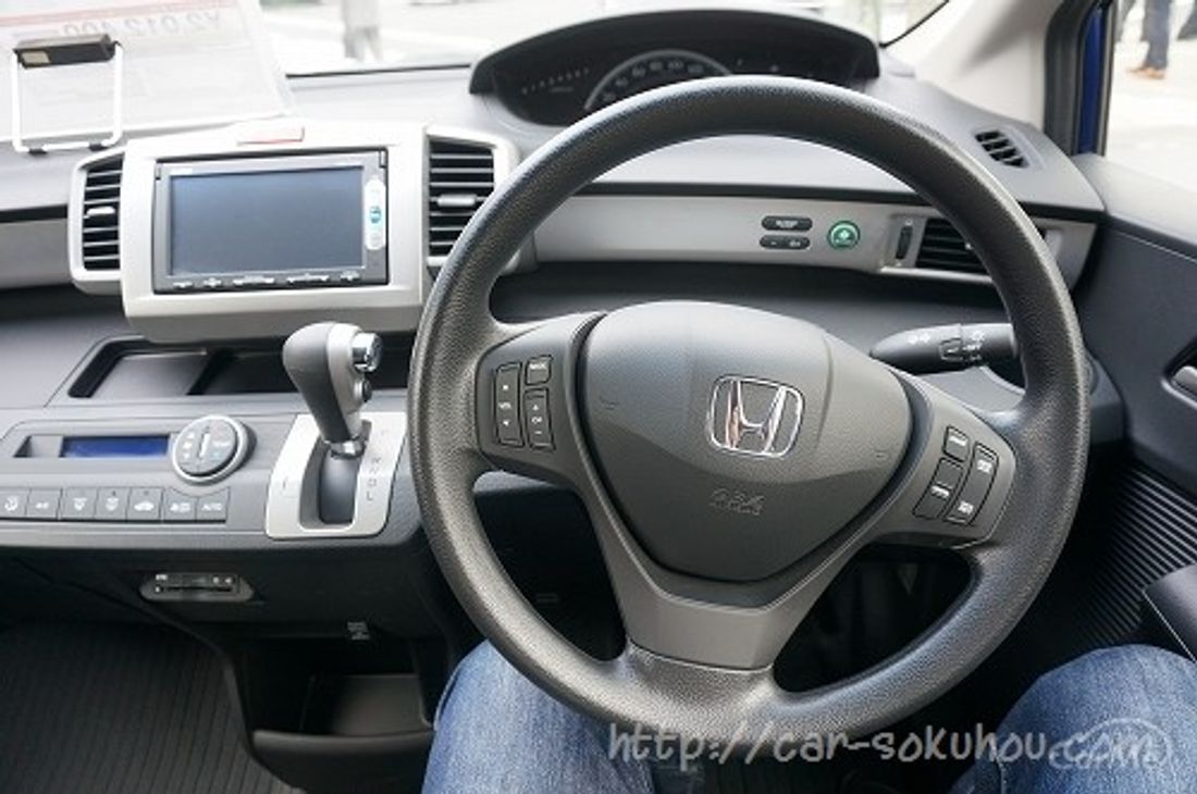 ホンダ フリード 2015
