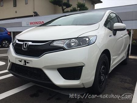 フィット3のマイナーチェンジ情報１ 外観 外装の変更点を画像で紹介 車ニュース 中古車情報 中古車検索なら 車選びドットコム 車選び Com