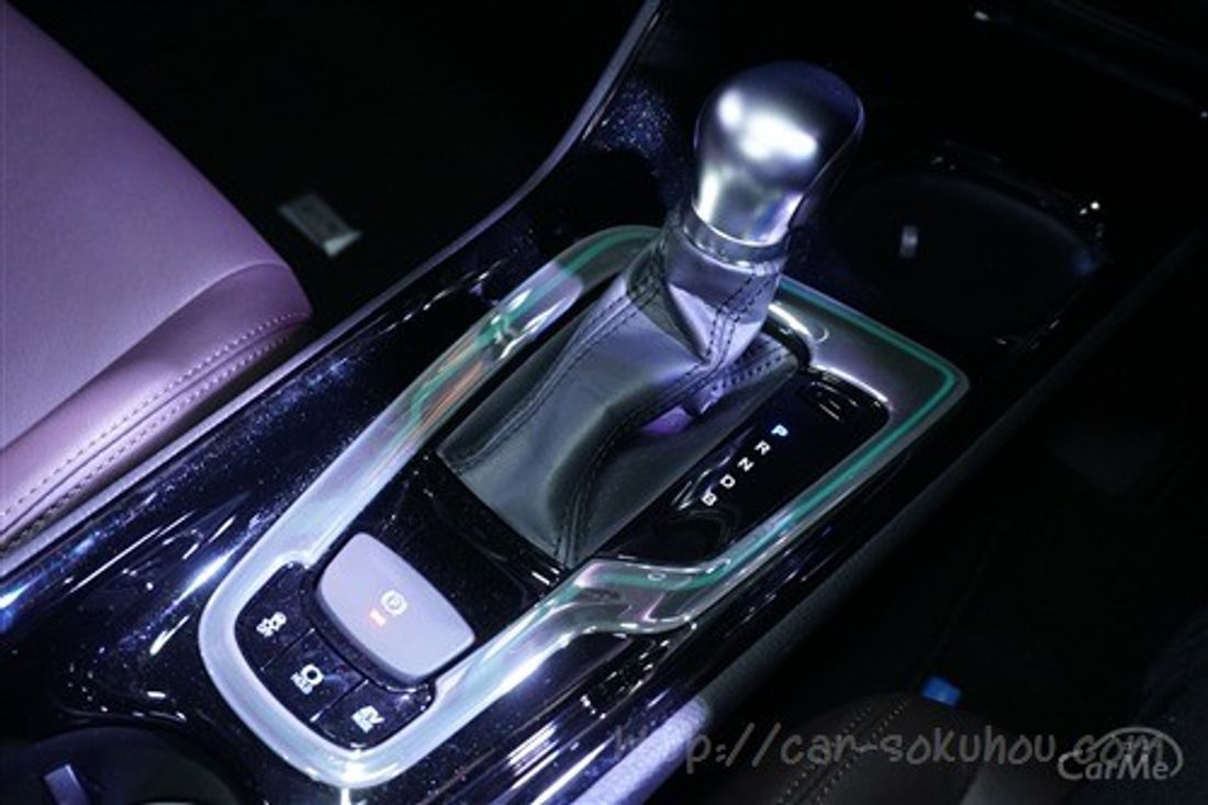トヨタ C-HR 2017