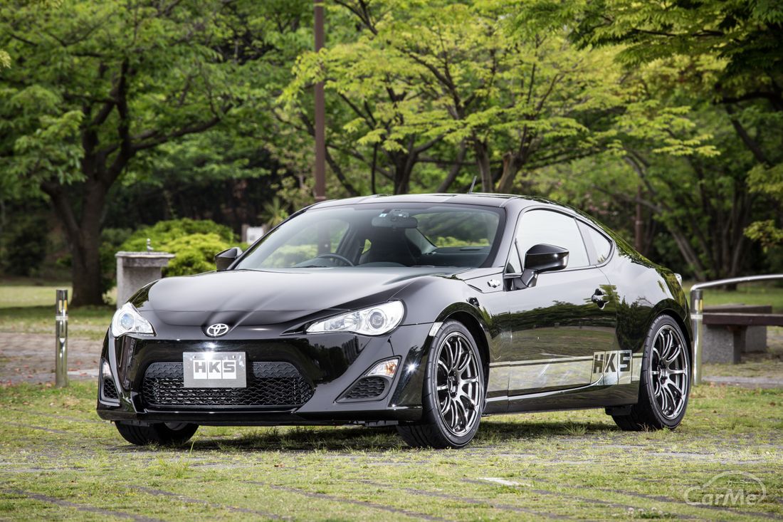 今が中古買い時 TOYOTA 86(ハチロク) & BRZ 購入後の3ステップ