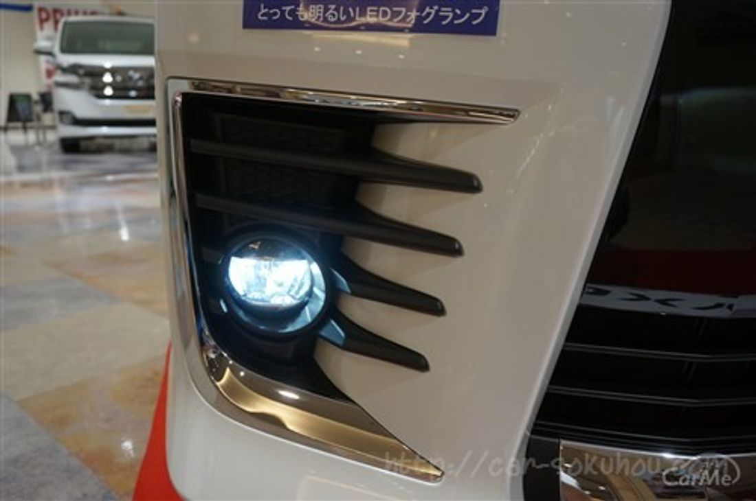 トヨタ ヴォクシー 煌2 2016