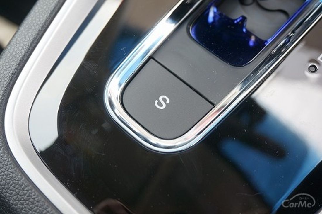 ホンダ シャトル 2015