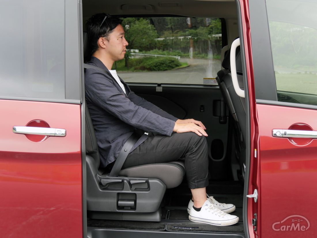 2019 日産 セレナ ハイウェイスター e-power