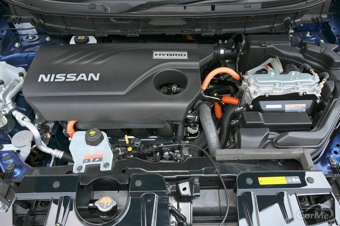 日産 エクストレイル 萩原文博