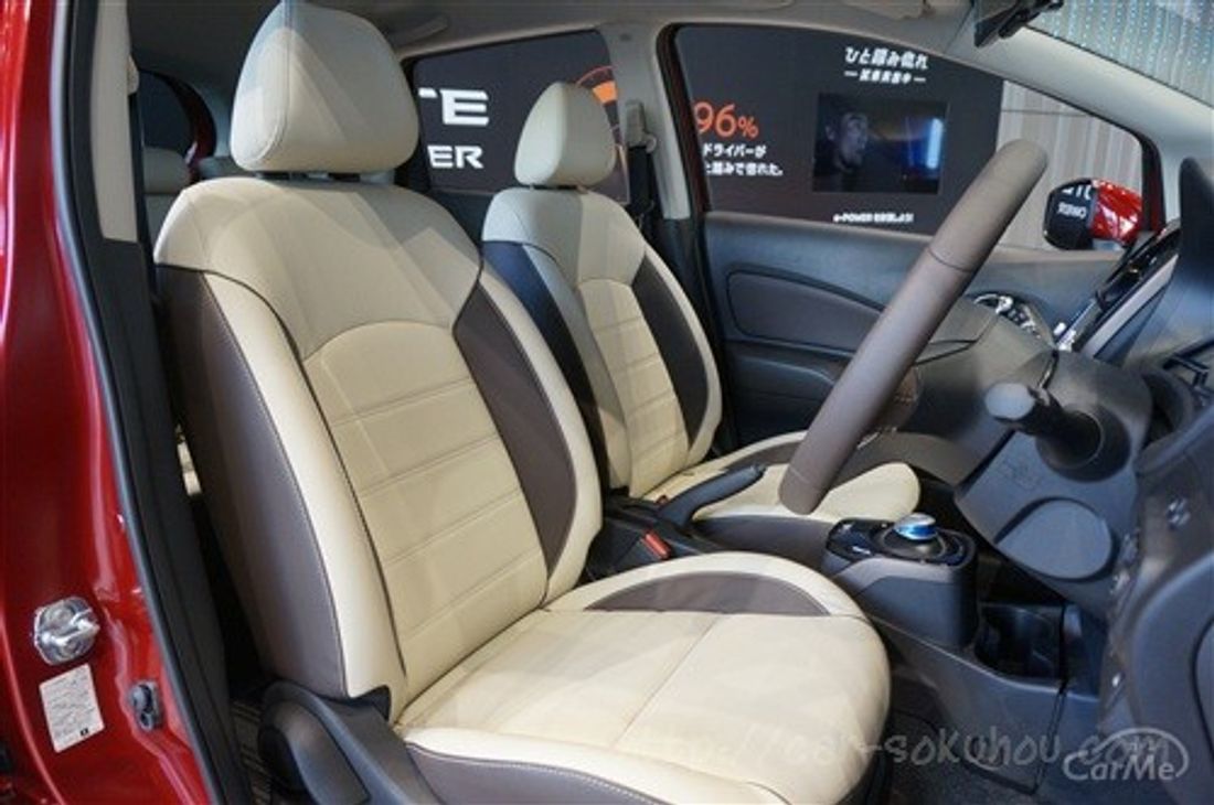日産 ノート e-POWER 2017