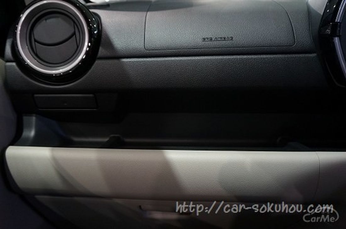 トヨタ パッソ 2016