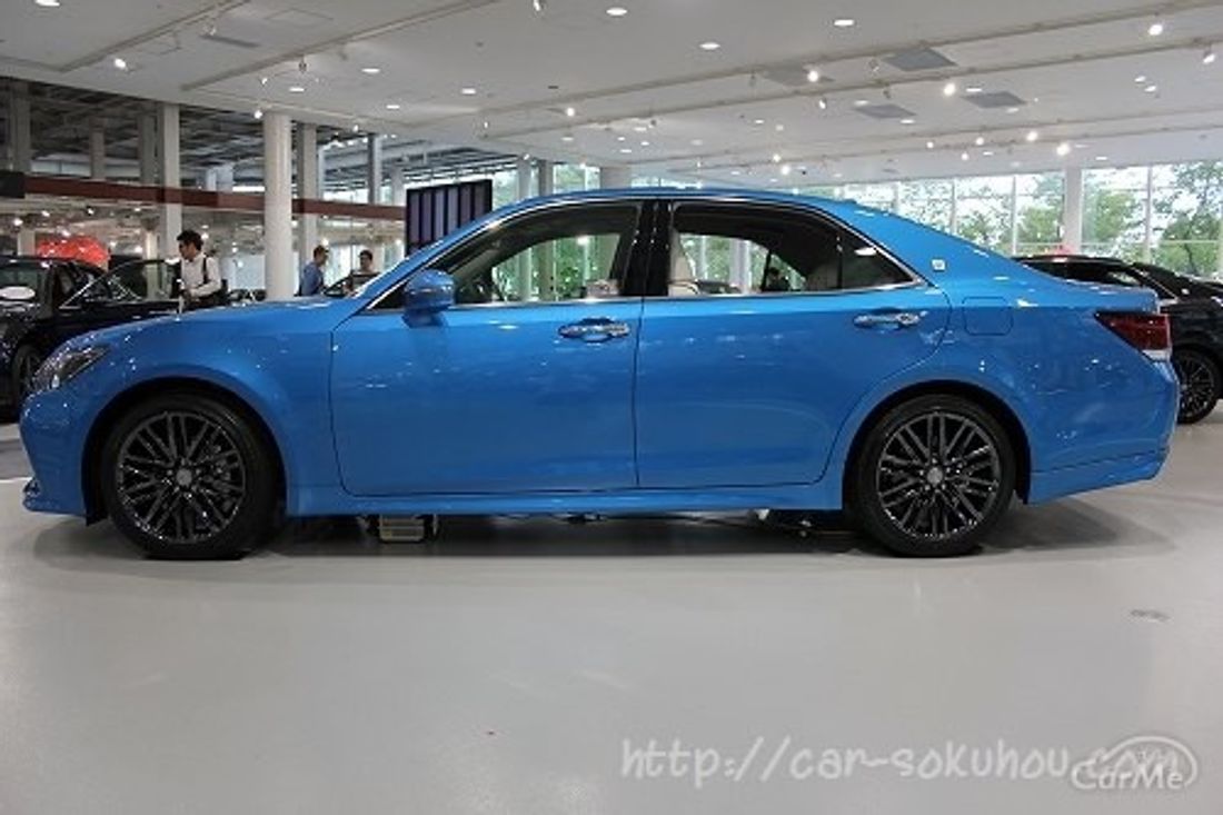 トヨタ クラウンアスリート 2015