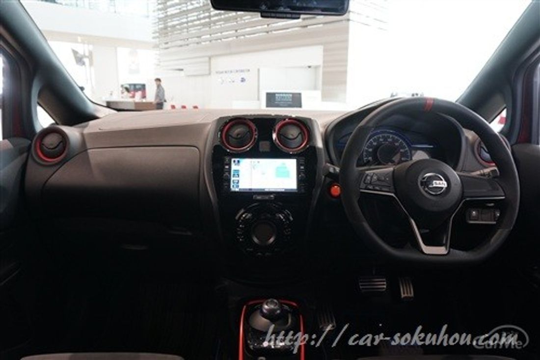 日産 ノート e-POWER NISMO