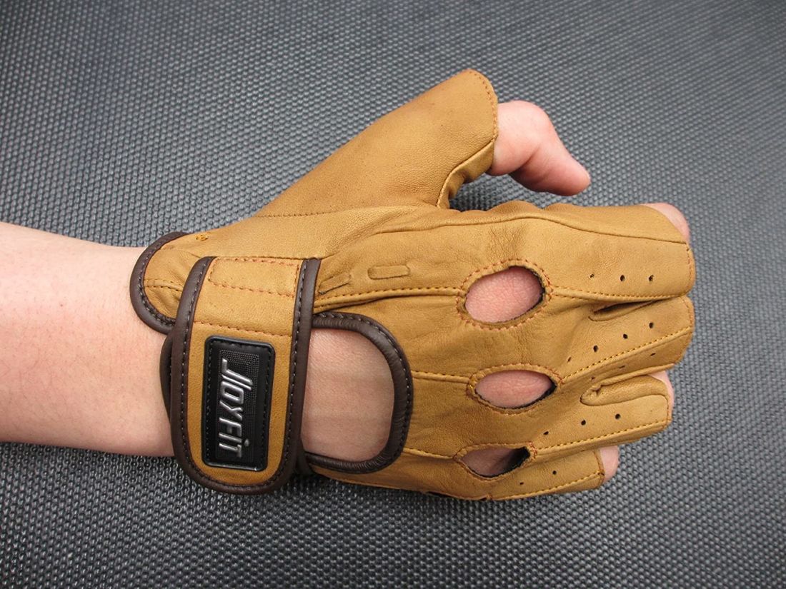 おすすめのドライビンググローブ10選 選ぶポイント4つもあわせて紹介