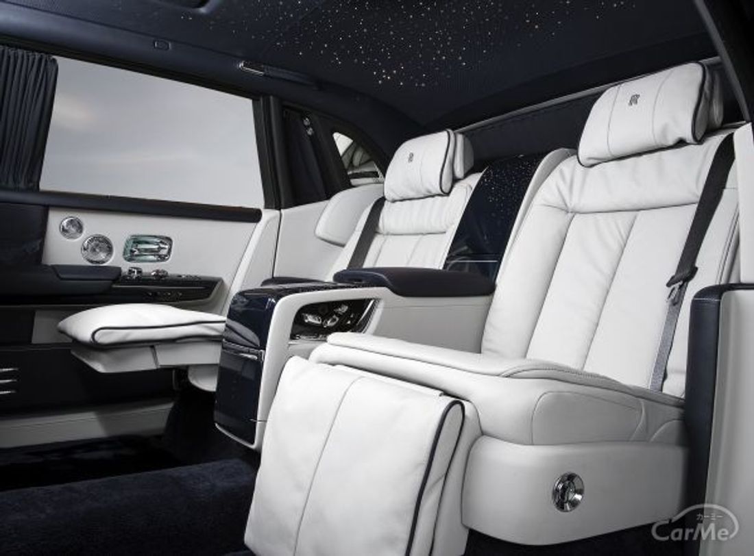 ロールス・ロイス PHANTOM EXTENDED WHEELBASE, A MOMENT IN TIME