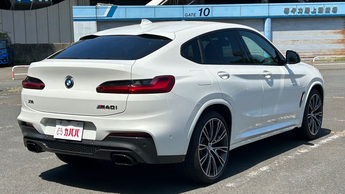 X4