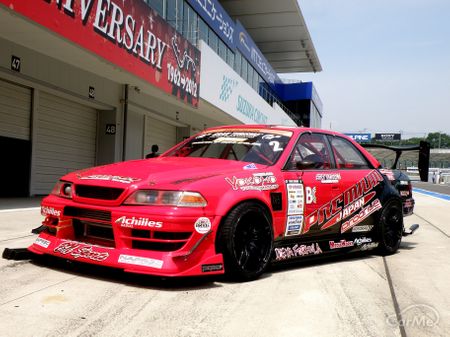 街乗りでもサーキット並の走行が楽しめる クルマが壊れないエンジンオイルとは 車ニュース 中古車情報 中古車検索なら 車選びドットコム 車 選び Com