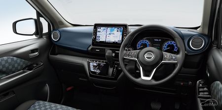 新型デイズ 運転席画像