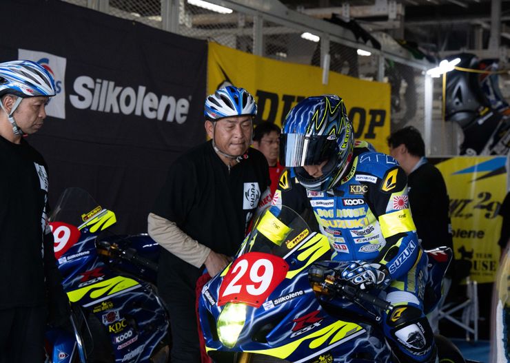 DOG HOUSE&TRIPOINT FUCHS Silkolene