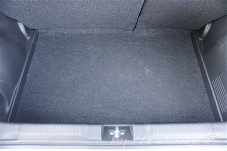 どっちが広い スイフトとイグニスの荷室サイズ比較 車ニュース 中古車情報 中古車検索なら 車選びドットコム 車選び Com どっちが広い スイフトとイグニスの荷室サイズ比較 車ニュース 中古車情報 中古車検索なら 車選びドットコム 車選び Com
