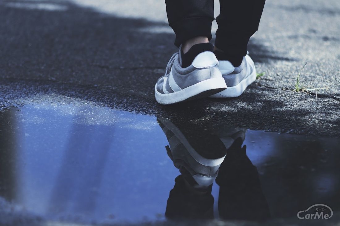車の「水はね被害」は訴えられる？泥はね運転は道路交通法違反に！の写真（2枚目） by 車選びドットコム