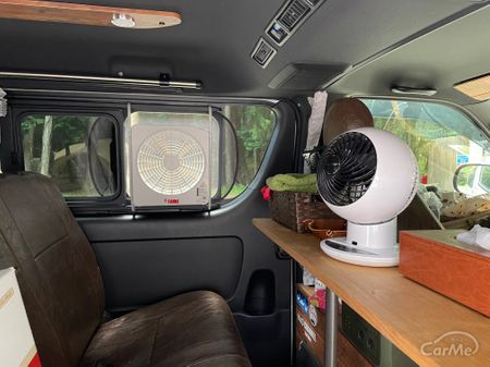 トヨタ ハイエースで車中泊するならこれ おすすめ車中泊グッズ5選