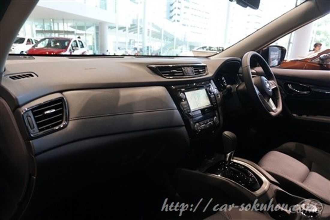 日産 新型 エクストレイル 2017