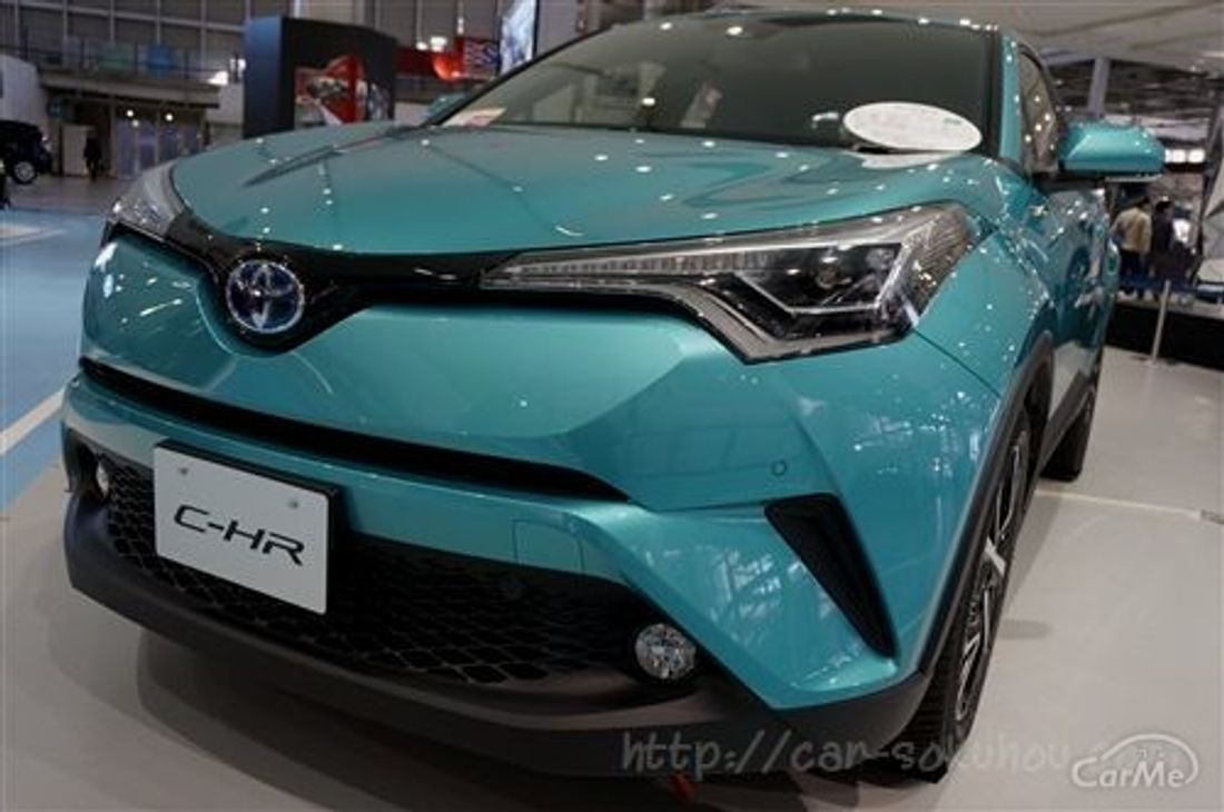 トヨタ C-HR 2017