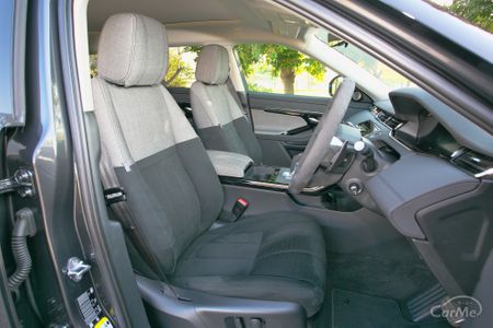 プロ解説 レンジローバーイヴォークを徹底評価 良い点や欠点などを試乗レビュー 車ニュース 中古車情報 中古車検索なら 車選びドットコム 車選び Com