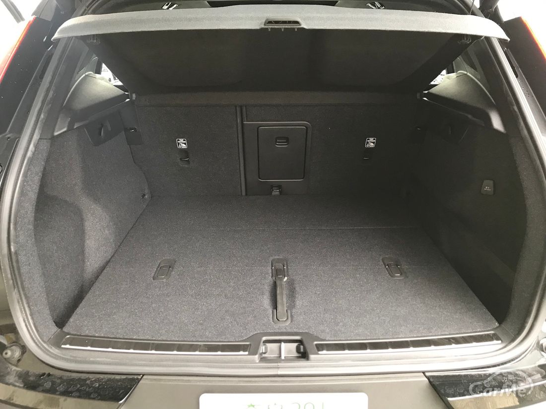 ボルボ XC40(大田中撮影)