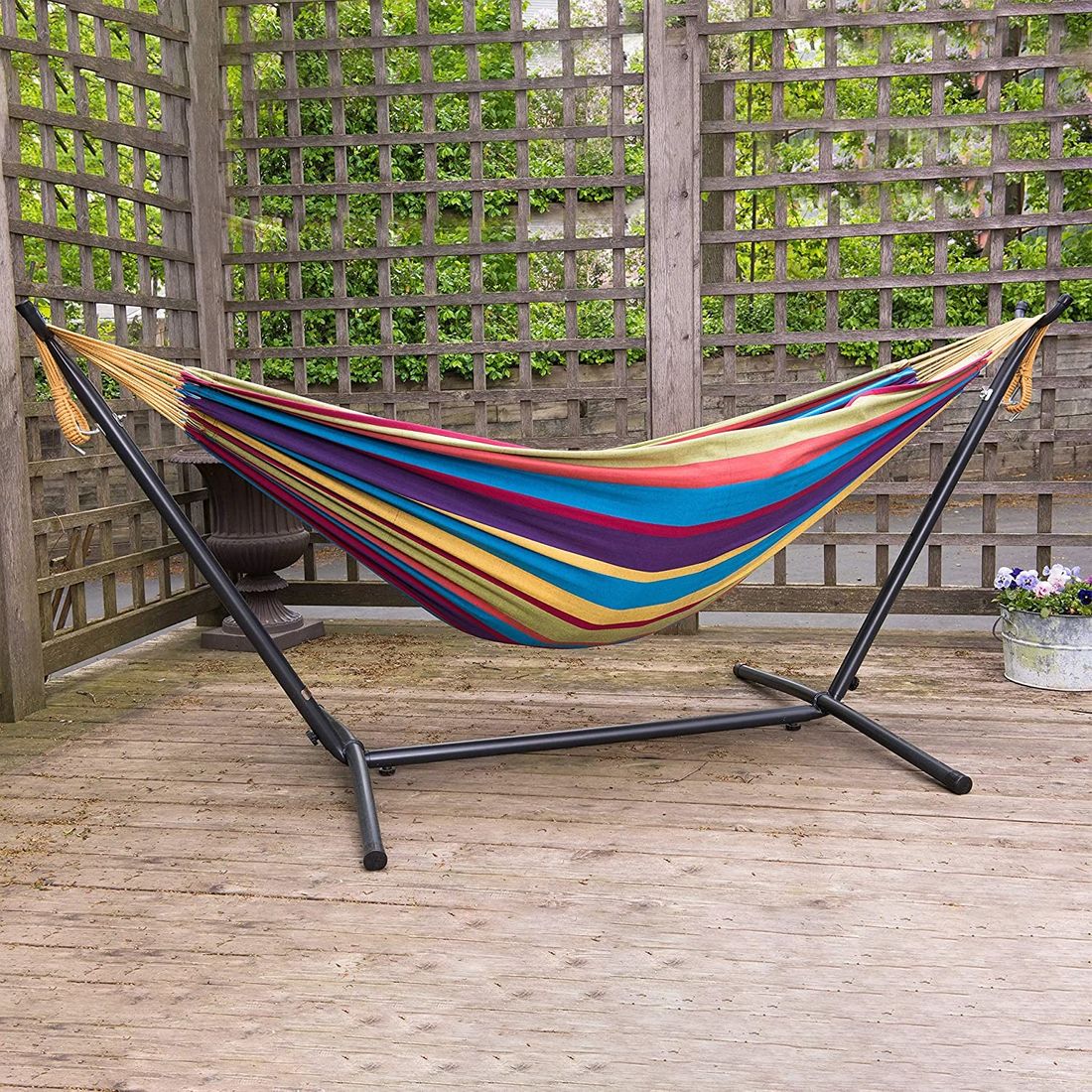 ハンモックのおすすめメーカー12選 キャンプ用ハンモックの選び方も紹介の写真 2枚目