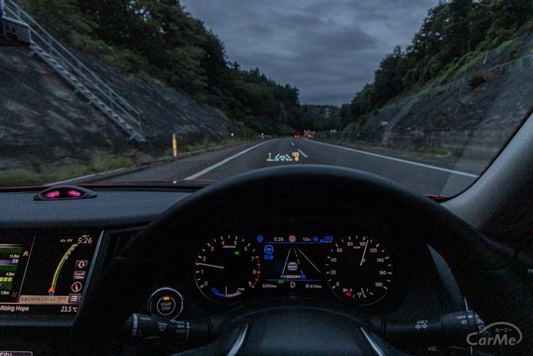 日産 スカイライン 2019 栗原