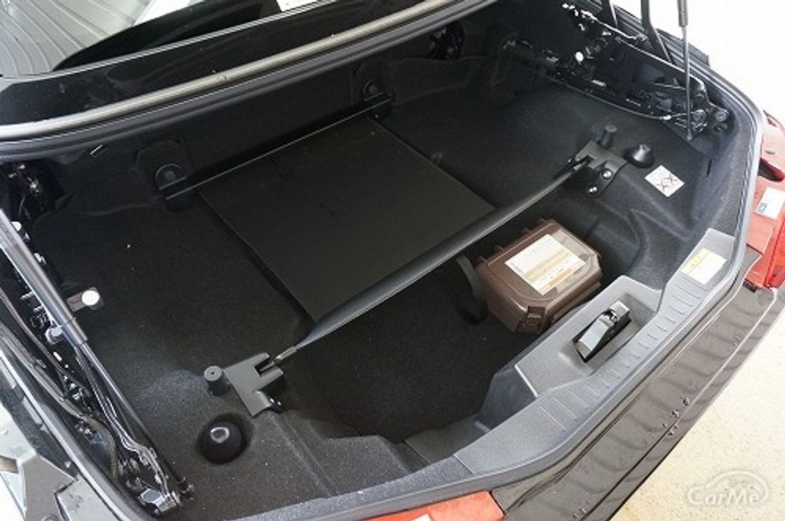 コペン セロの荷室サイズ ルーフを使用時と格納時の違いは の写真 5枚目