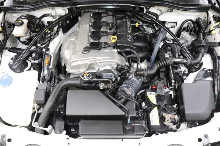 H.29(2017)年 マツダ ロードスターRF 2.0 RS 6MT ノーマルコンディション ホワイト 走行27,70