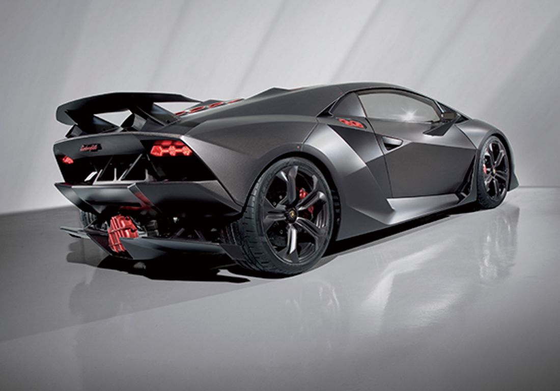 アヘッド LAMBORGHINI SESTOELEMNTO(2010)後ろ