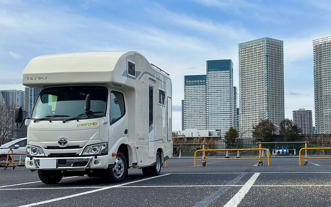 earthcarカーシェアに初のキャブコンキャンピングカーが登場!VANTECHVANTECHコルドバンクスにキャンプ…
