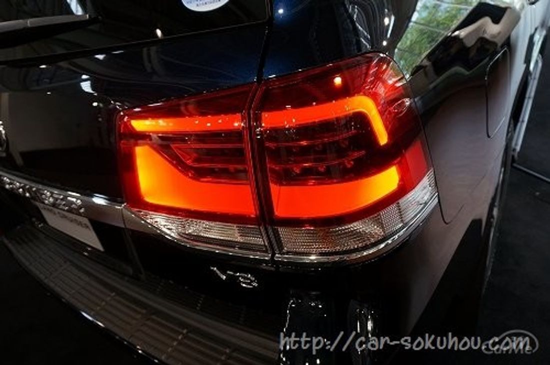 トヨタ ランドクルーザー200 2015