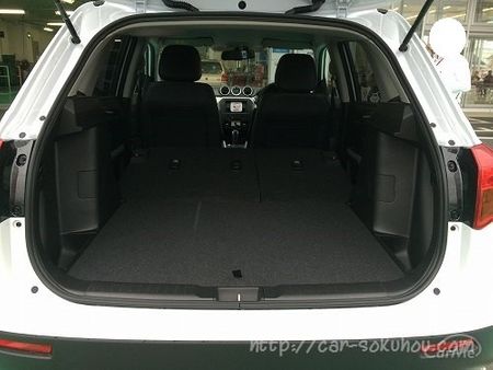 エスクード 荷室の画像インプレ1 荷室アレンジが大幅に変更 車ニュース 中古車情報 中古車検索なら 車選びドットコム 車選び Com