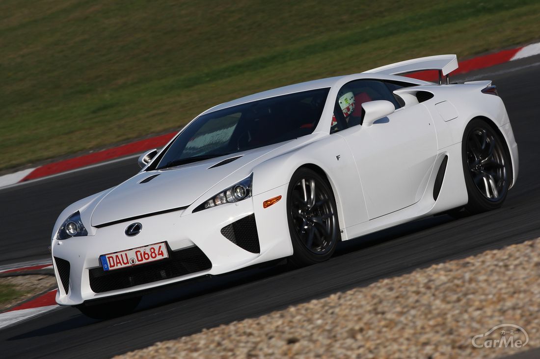 レクサス LFA 2012