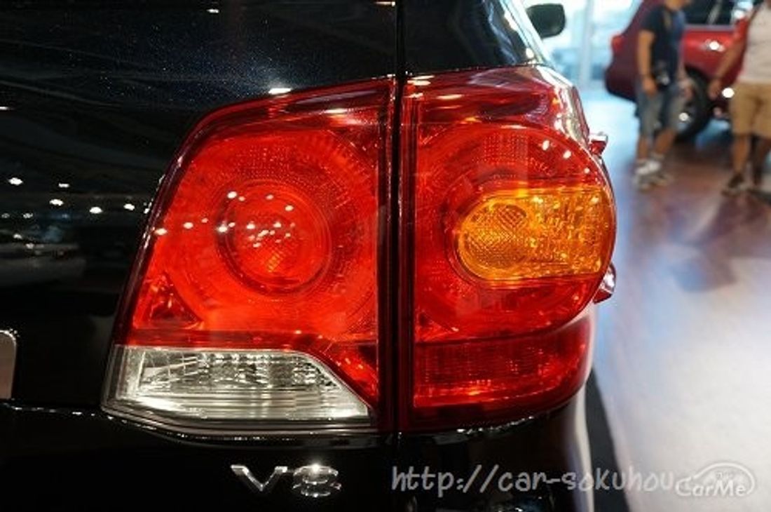 トヨタ ランドクルーザー200 2015